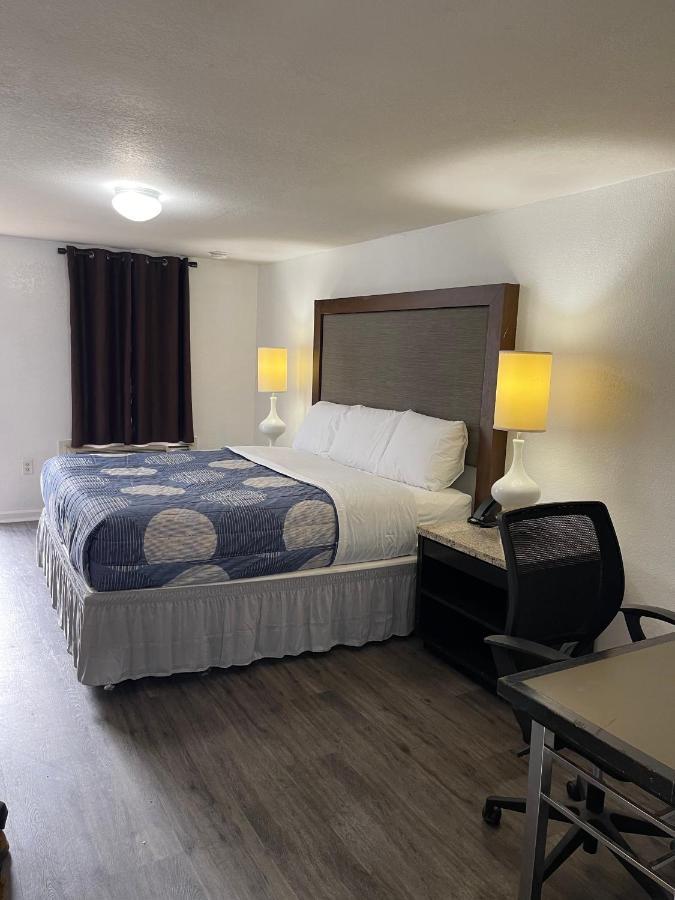 Extended Stay Studios Motel