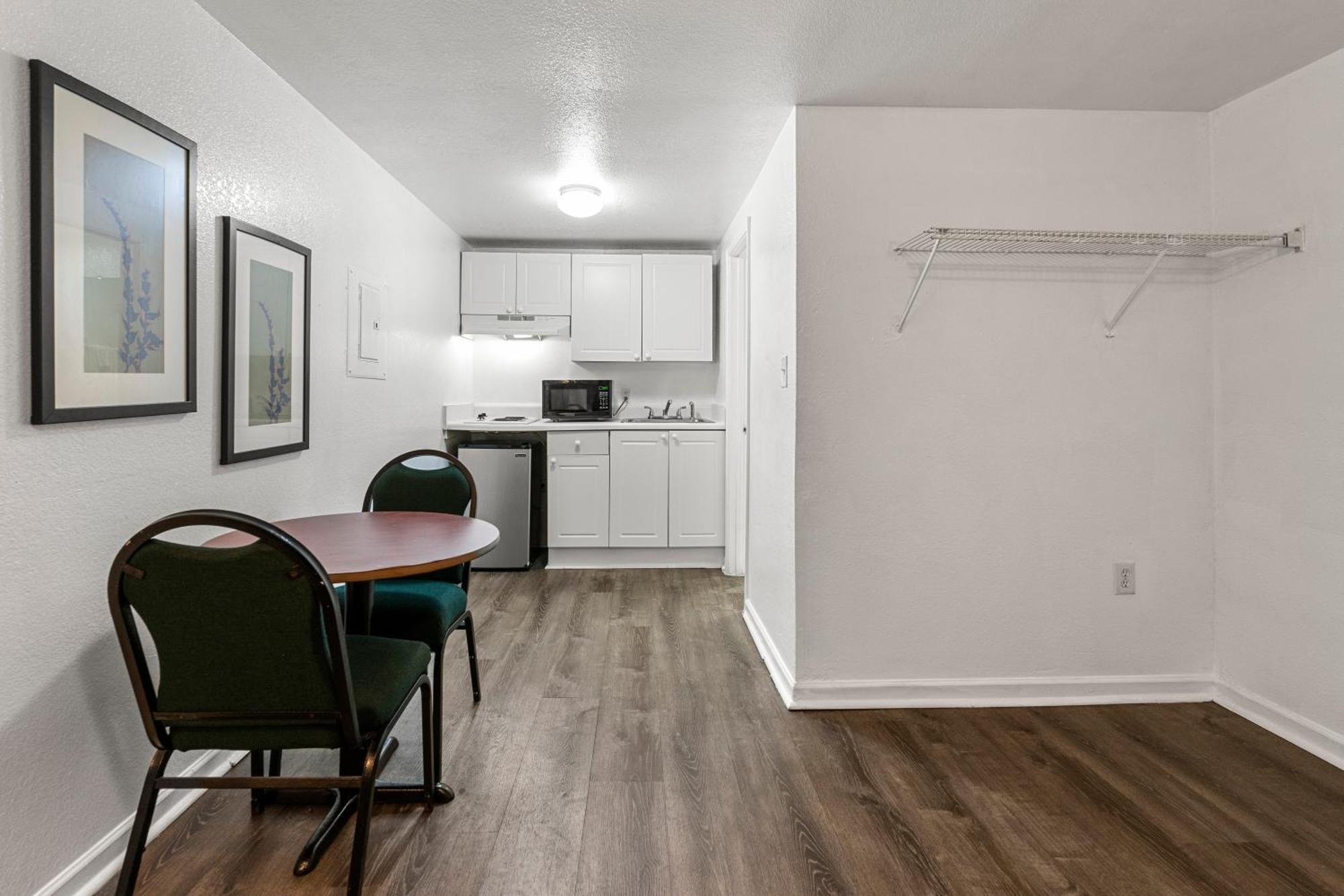 Extended Stay Studios Motel
