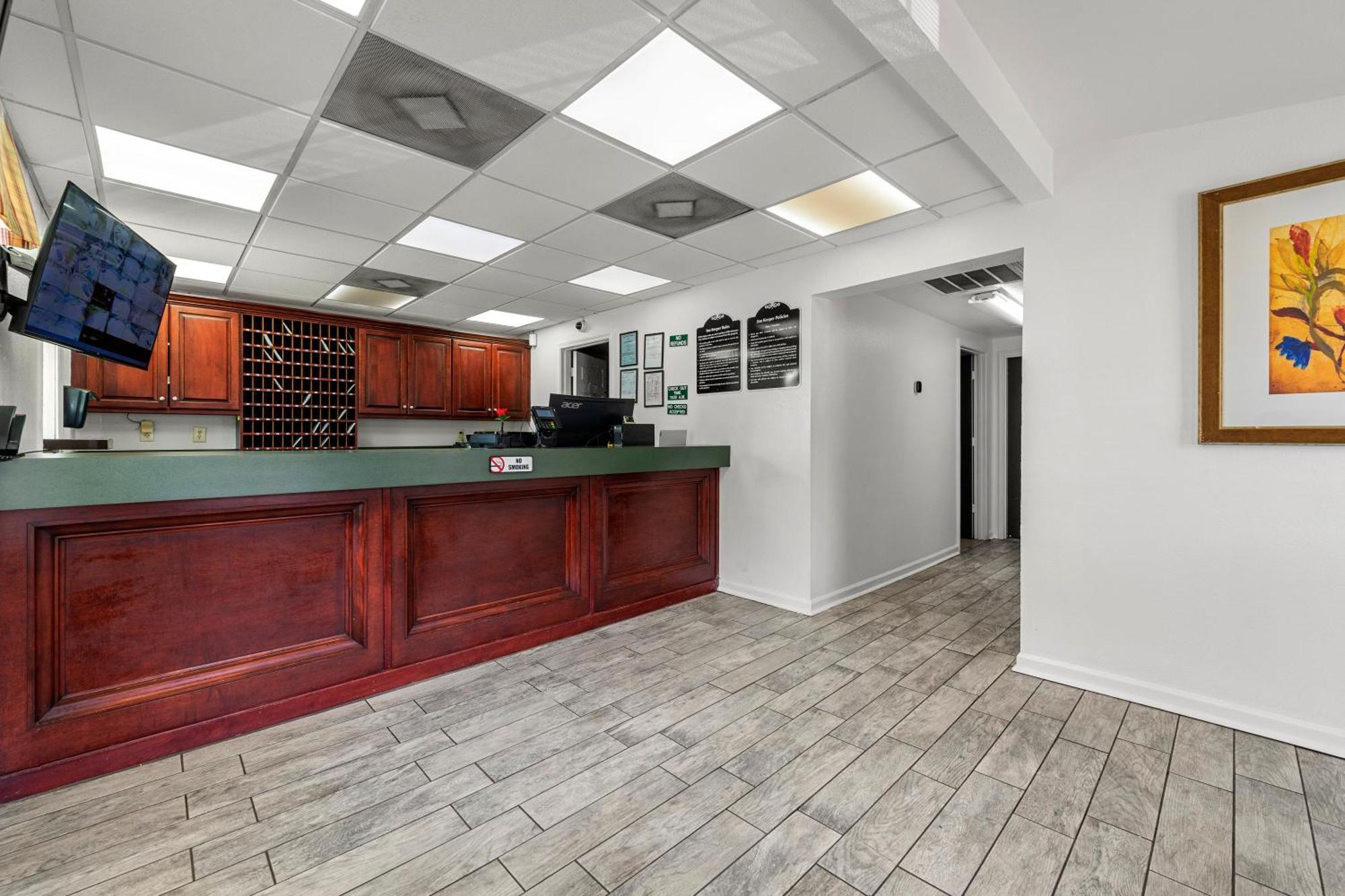 Extended Stay Studios Motel 2*