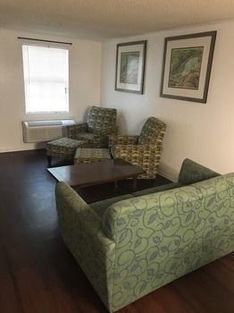 Extended Stay Studios Motel 2*